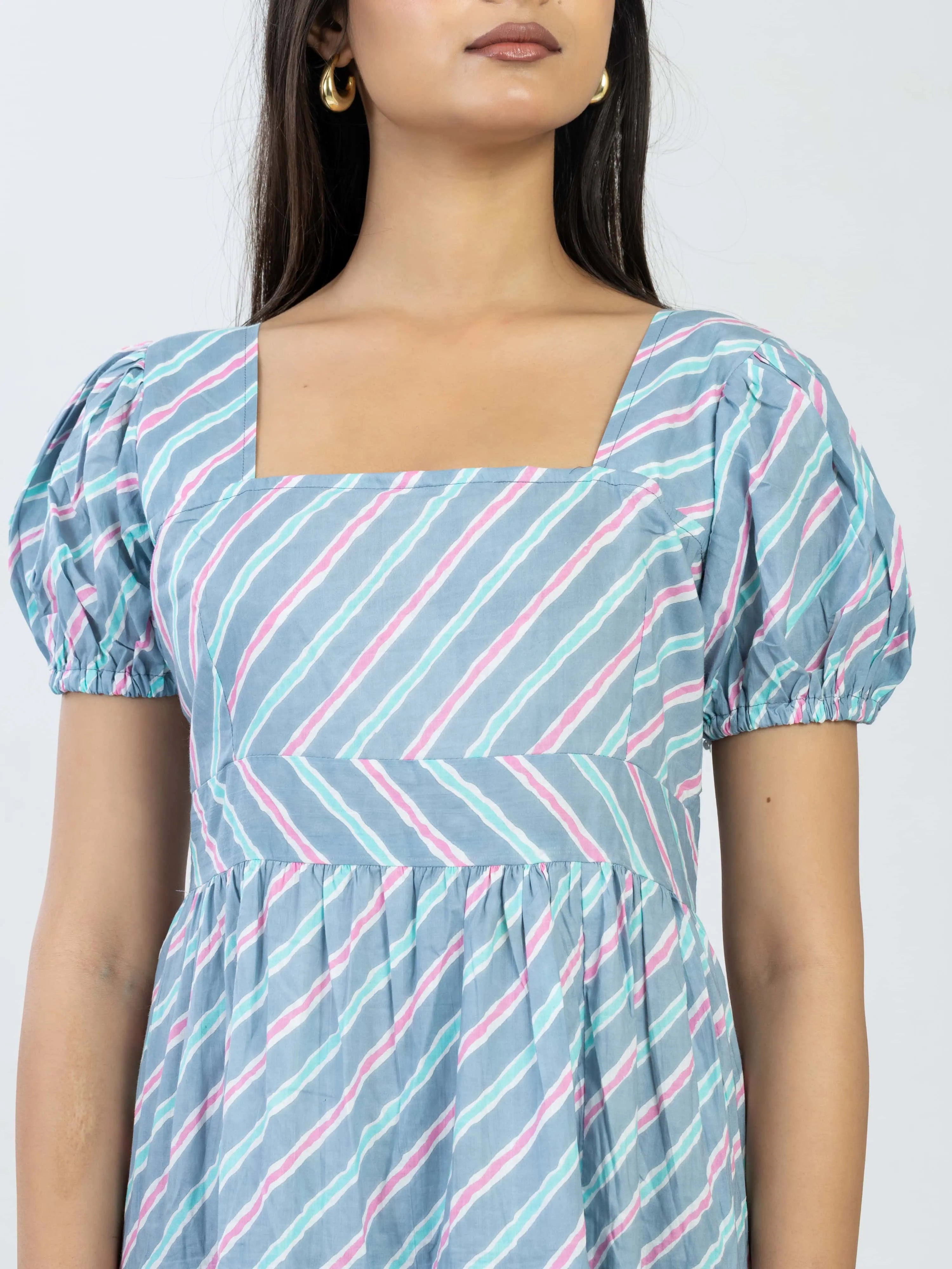 कुसुम | Green Vertical Stripe Vacation Cotton Midi Dress