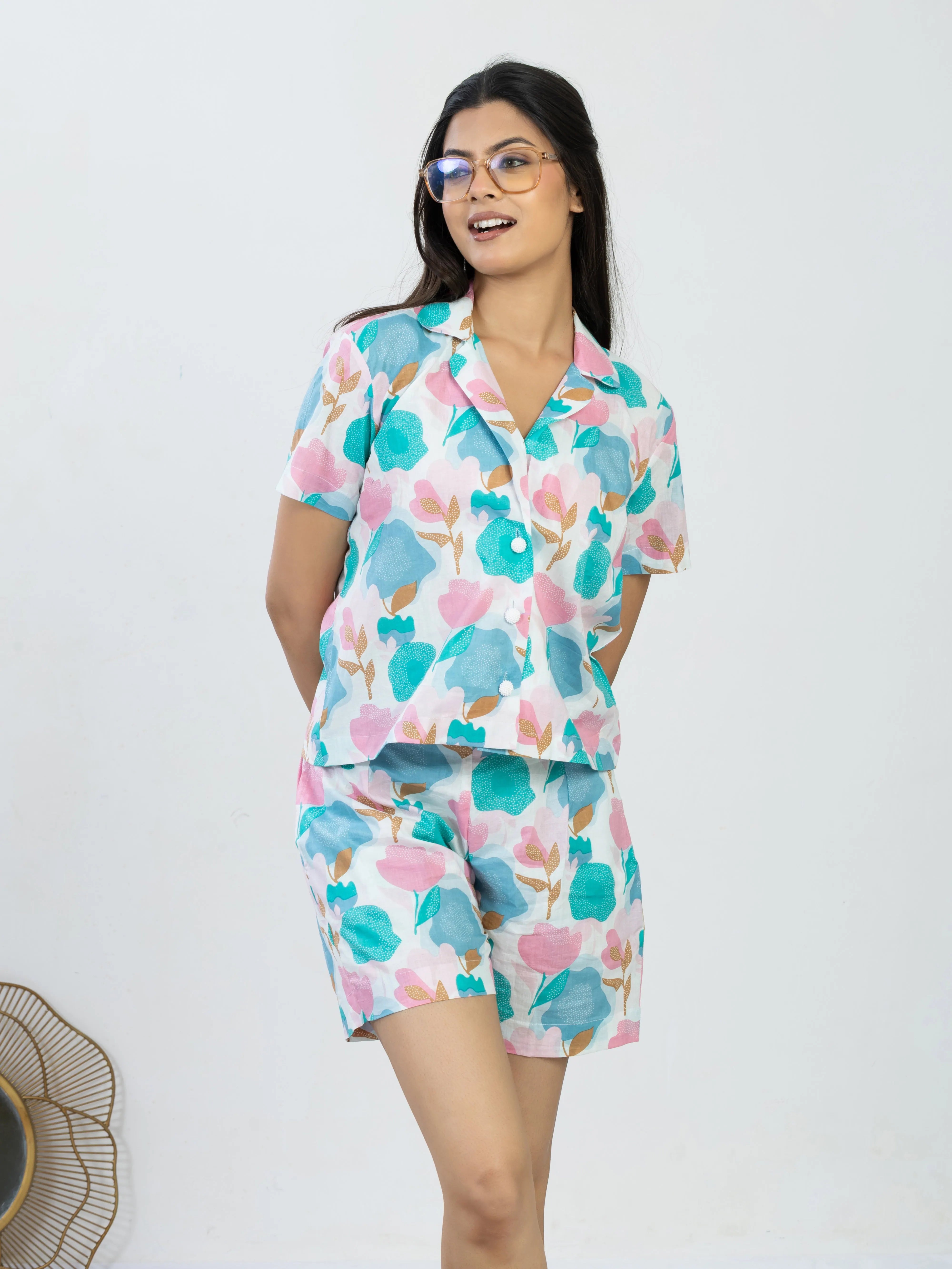 फुलरंग | Abstract Leaf Print Cotton Top & Shorts Co-ord Set