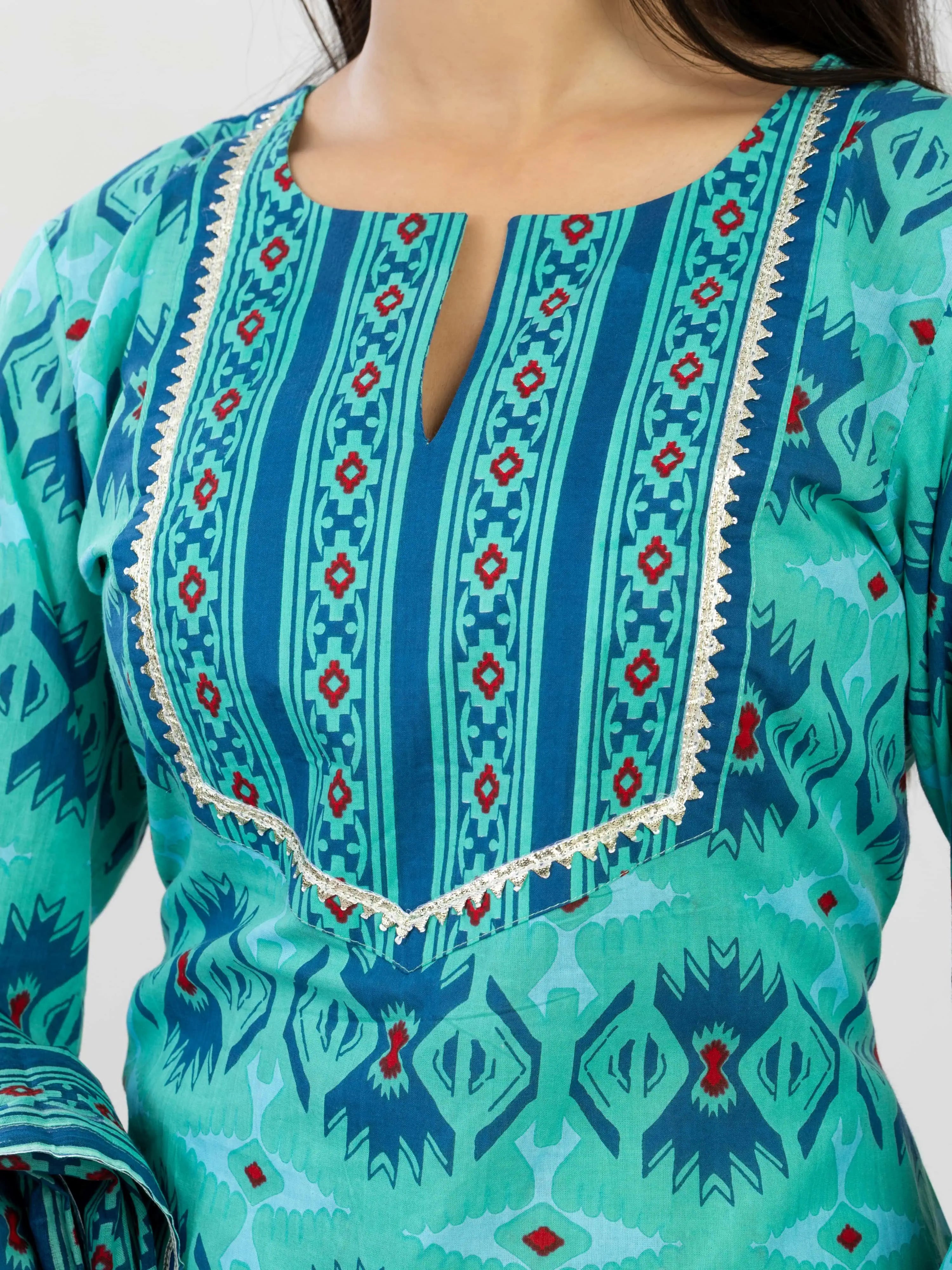 तारा | Handmade Emerald Green Ethnic Kurta Set with Cotton Dupatta