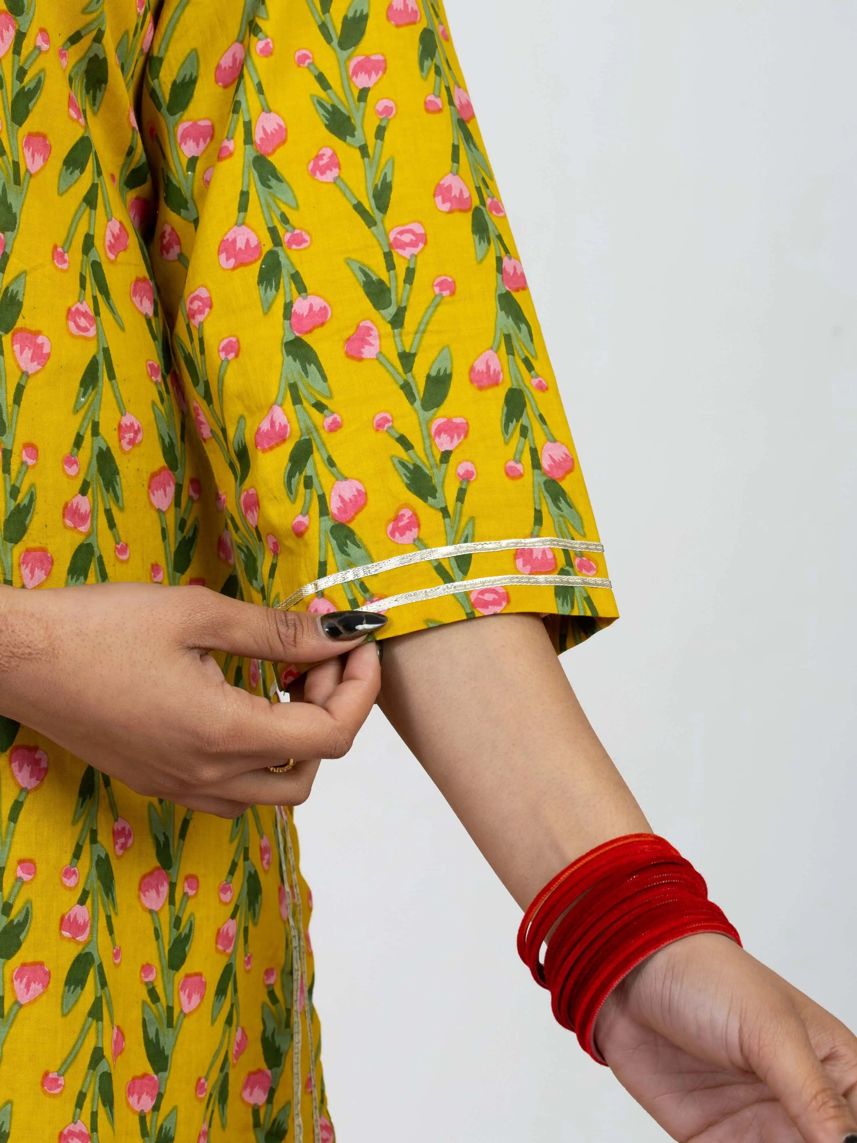रंगत रानी | Handmade Royal Mustard Yellow Floral Kurta Set with Cotton Dupatta