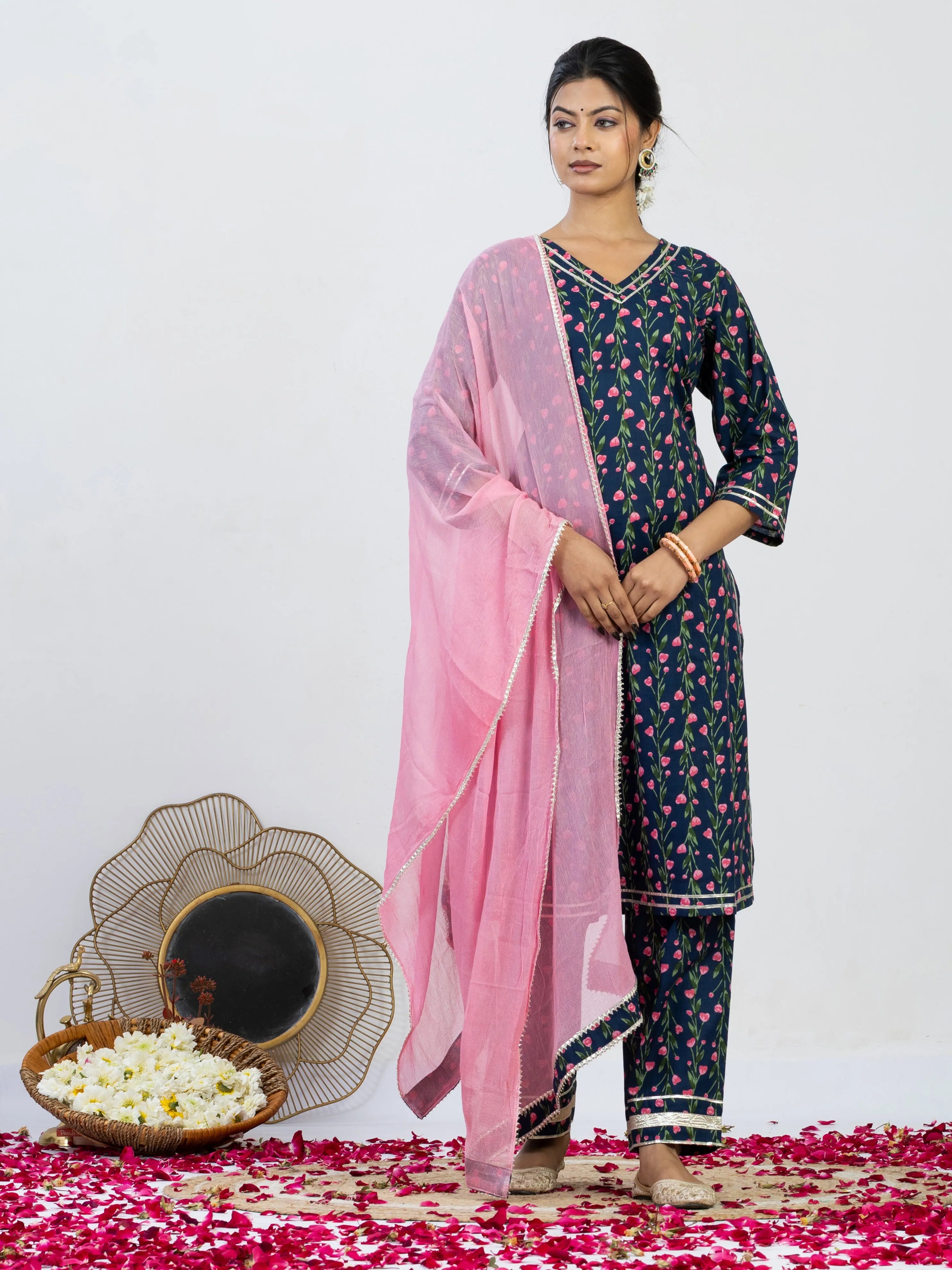 गुलरंग | Handmade Pure Cotton V-Neck Kurta Set with Chiffon Dupatta