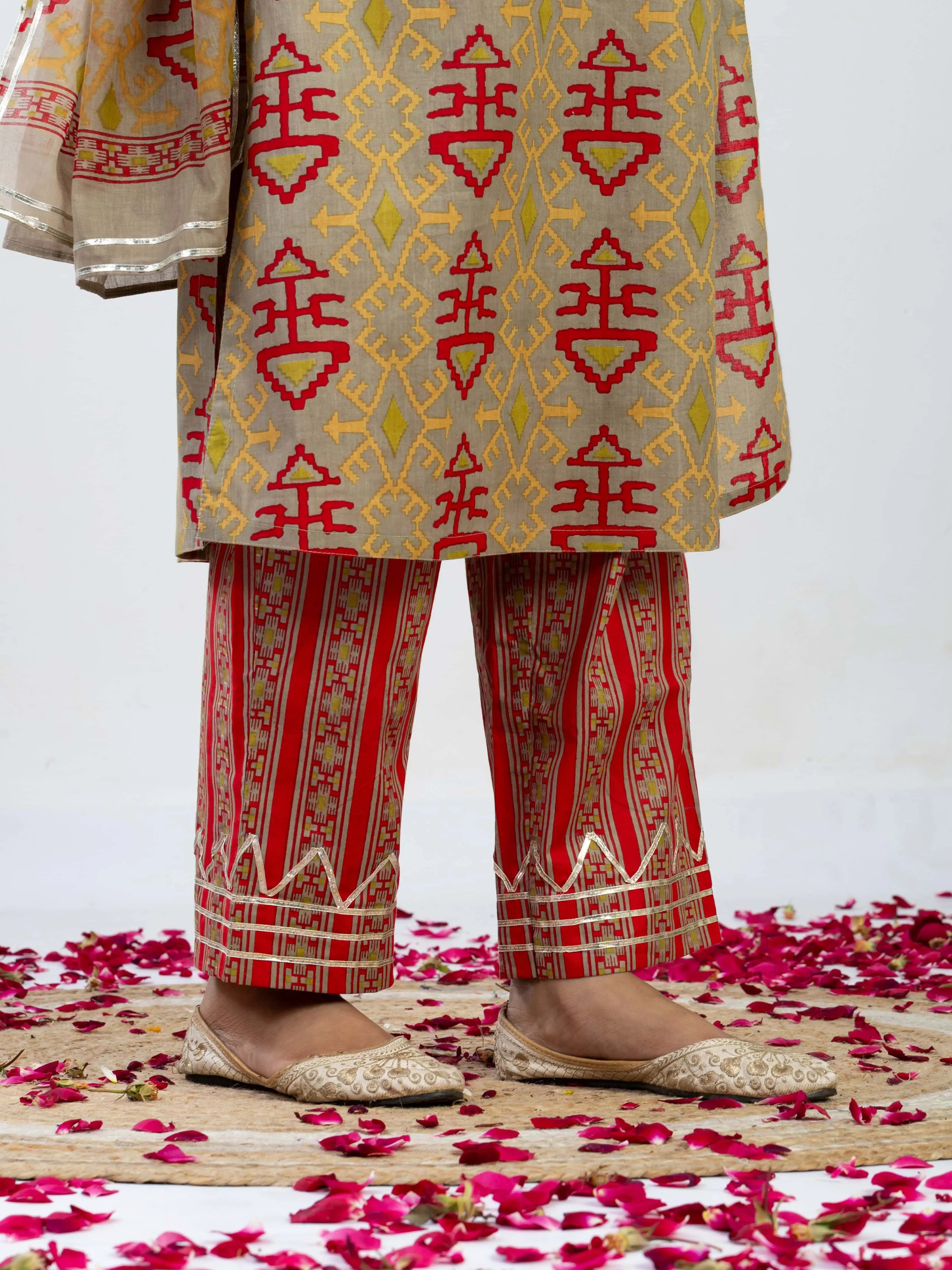 मरुश्री | Handmade Pure Cotton Kurta Set with Cotton Dupatta