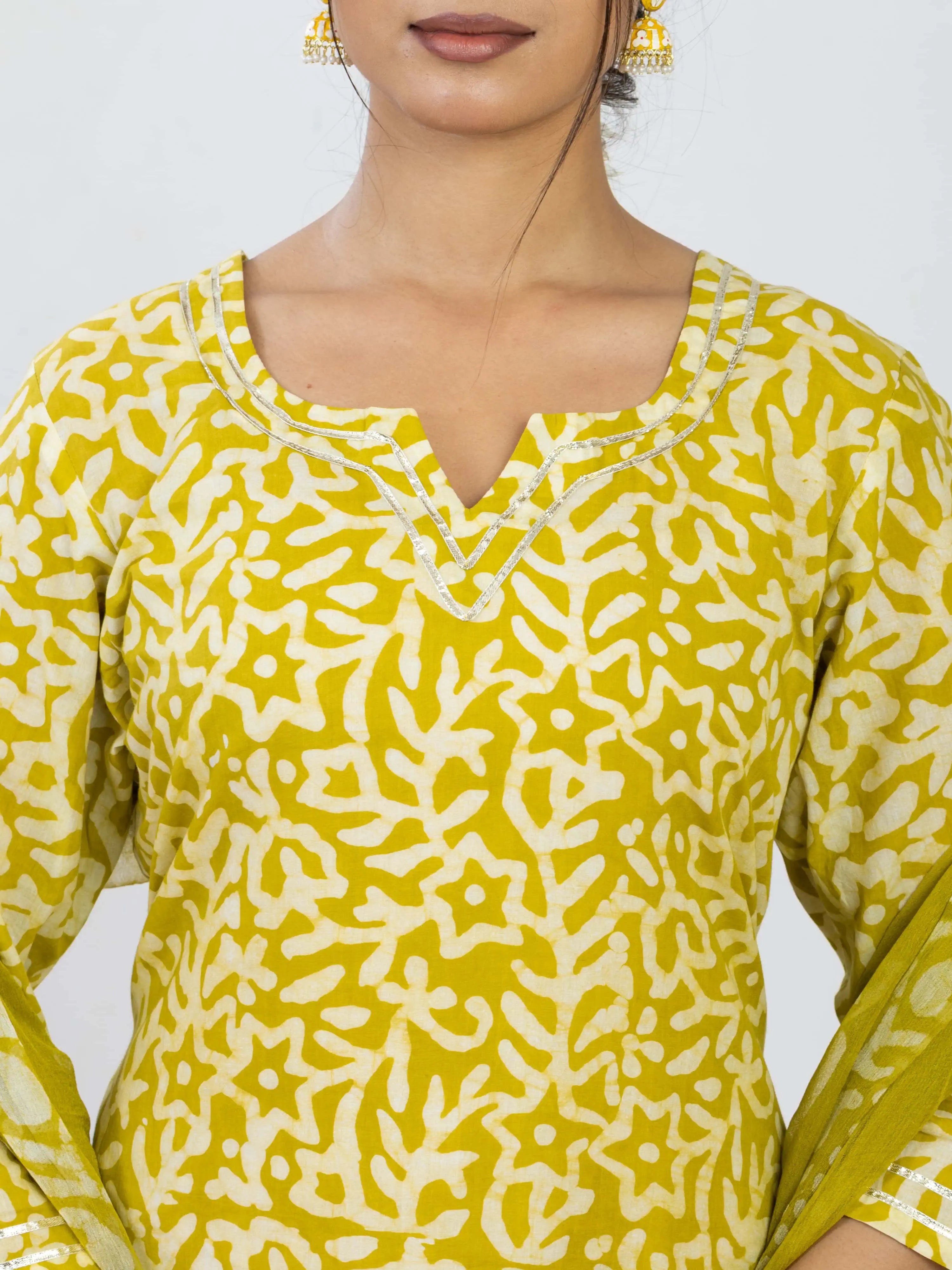 पीतांजलि | Handmade Pure Cotton Kurta Set with Chiffon Dupatta