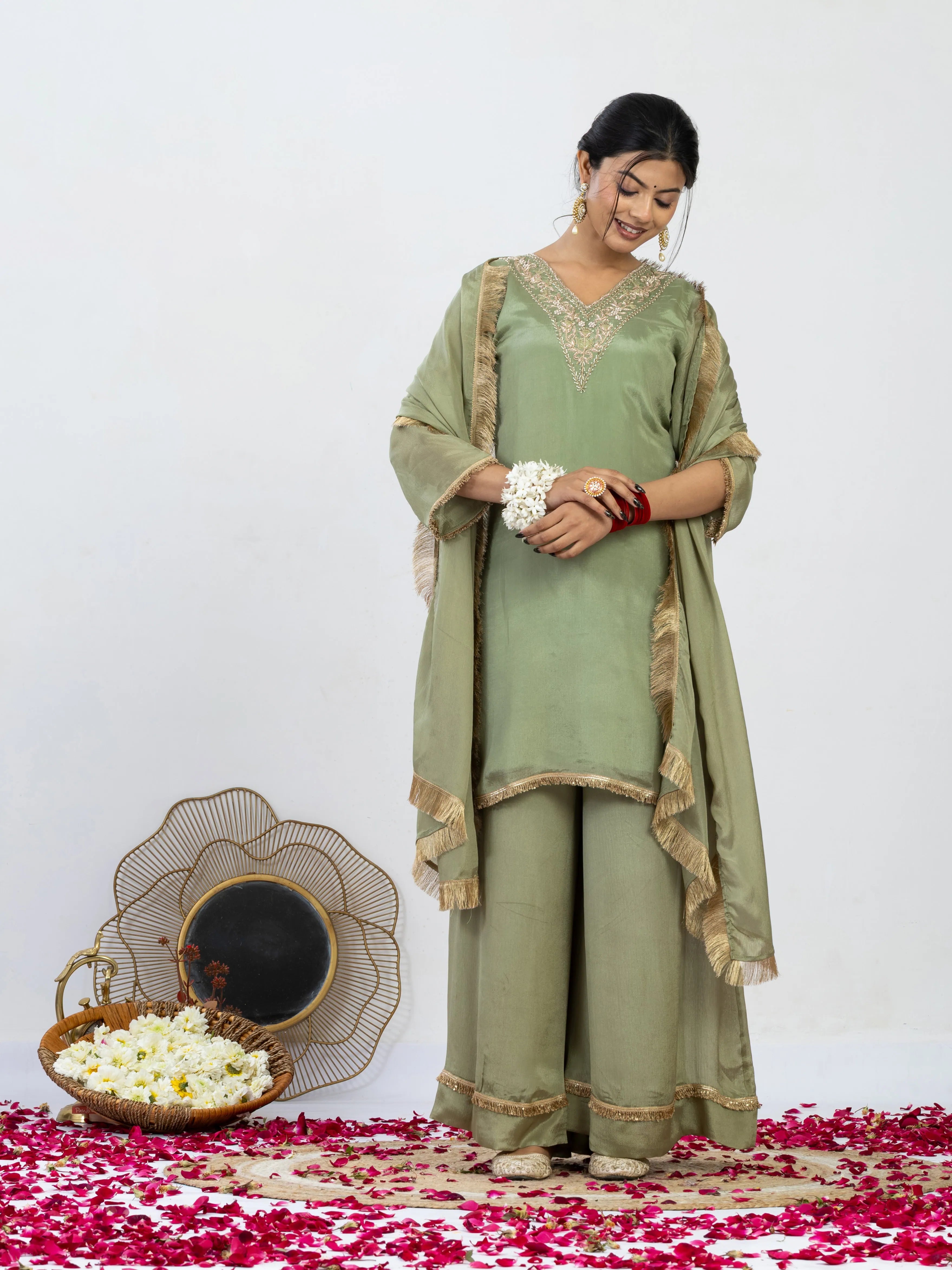 हरित नज़ाकत | Zardosi Hand Work Chiffon Kurta Palazzo Set with Dupatta
