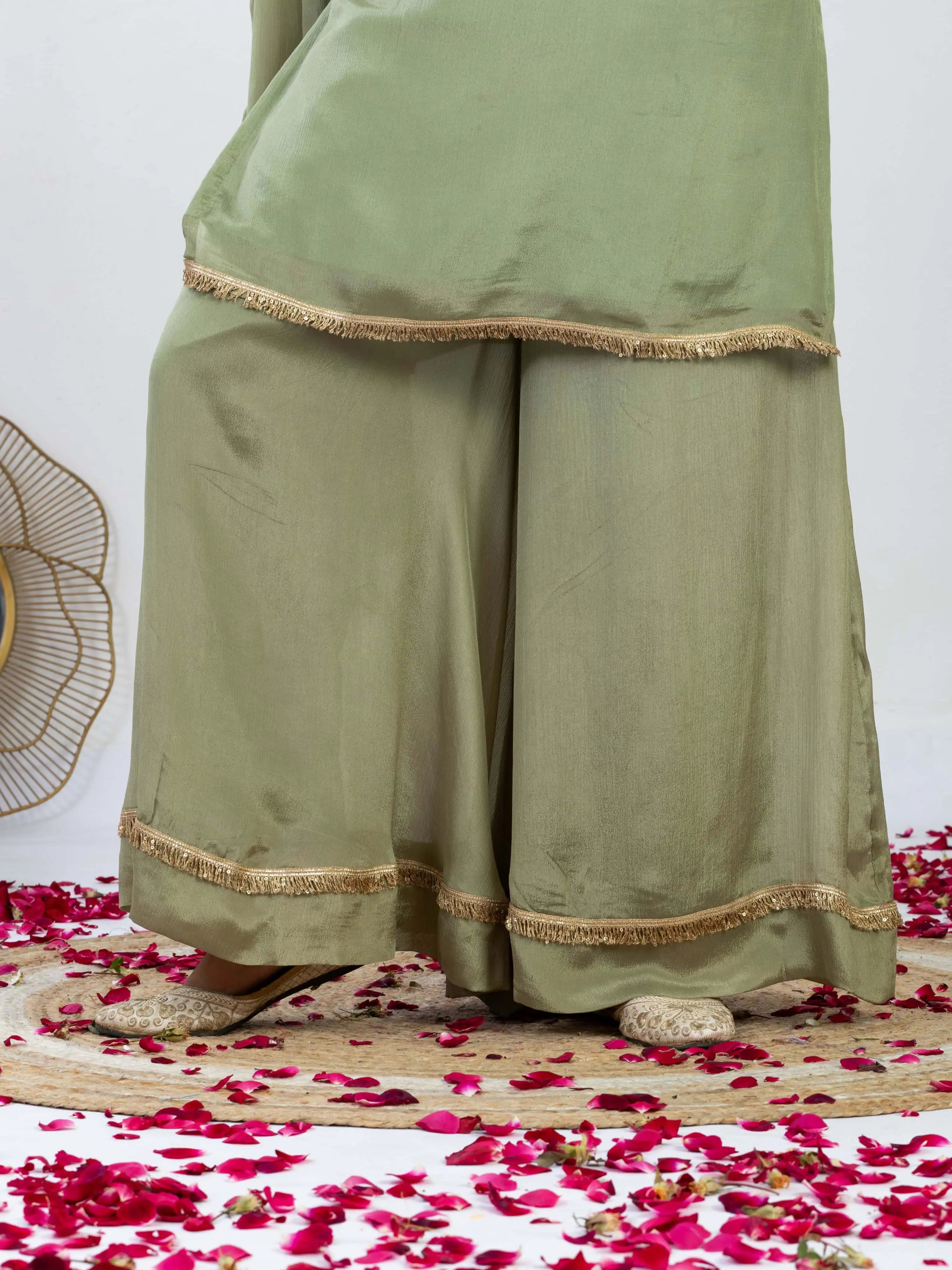 हरित नज़ाकत | Zardosi Hand Work Chiffon Kurta Palazzo Set with Dupatta