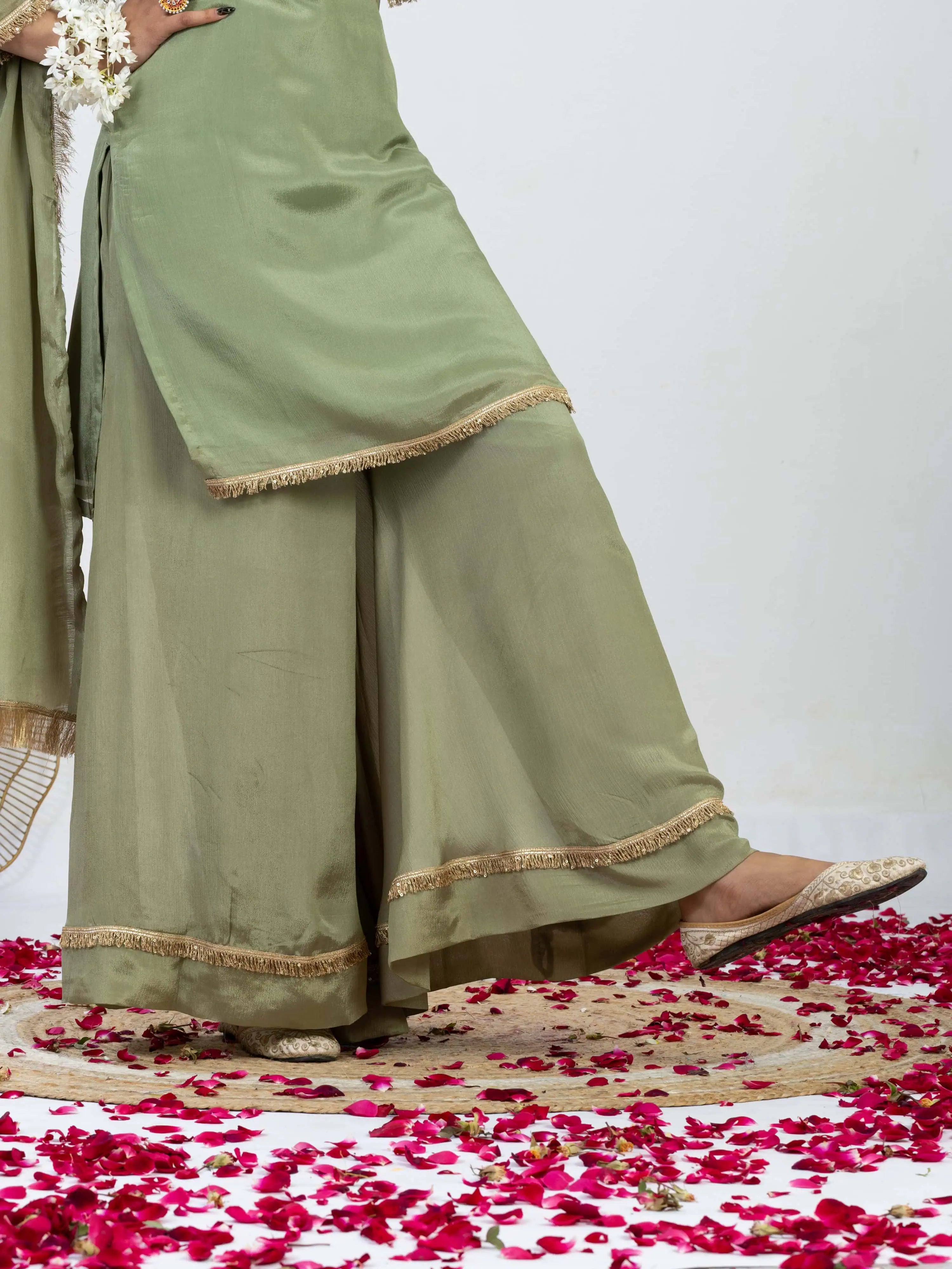 हरित नज़ाकत | Zardosi Hand Work Chiffon Kurta Palazzo Set with Dupatta
