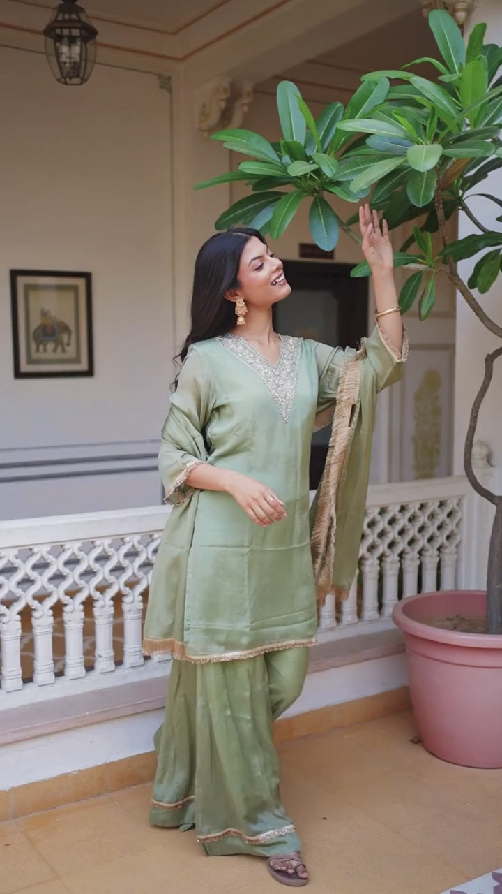 हरित नज़ाकत | Zardosi Hand Work Chiffon Kurta Palazzo Set with Dupatta